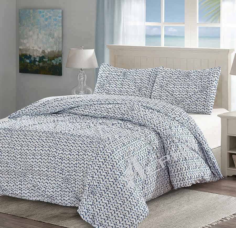 Blue Batik 3pc Duvet Cover Set: Timeless Elegance for Your Bedroom