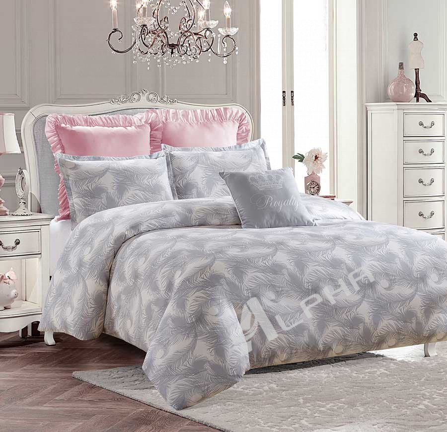 Royal Feathers Gray Comforter Set