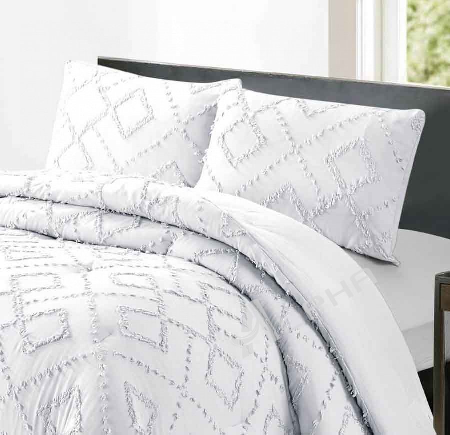 Annie Jacquard -offwhite Comforter Sets