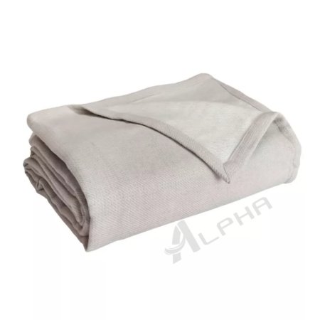 Understanding Blanket Types: Fleece, Wool, Cotton, and Weighted Blankets Compared for Better Sleep
